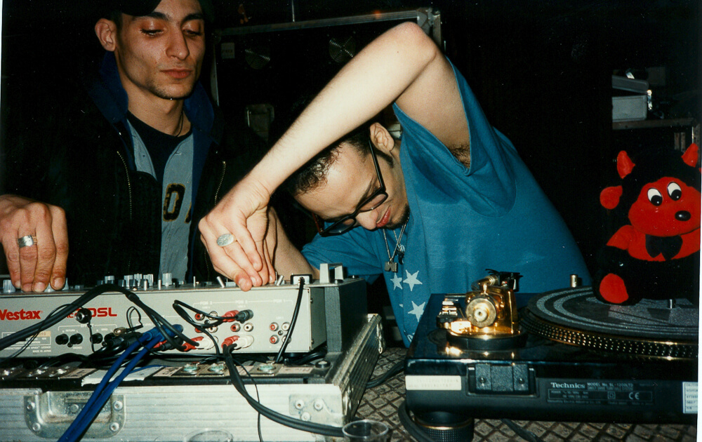 Techno Music 90s: Exploring the Electronic Sound