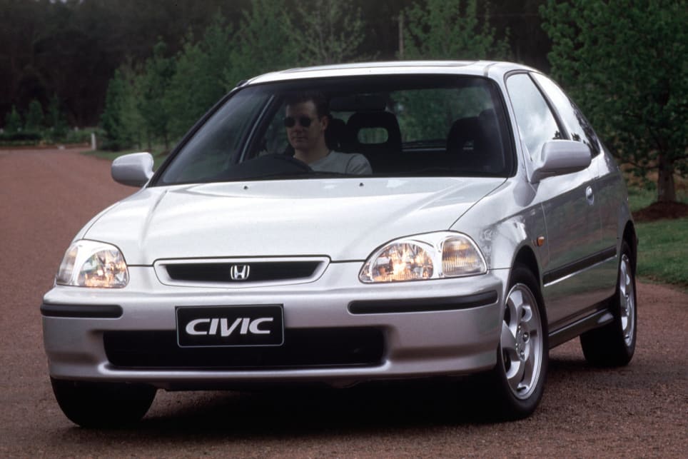 90s Honda Civic: Reliability and Style on the Road