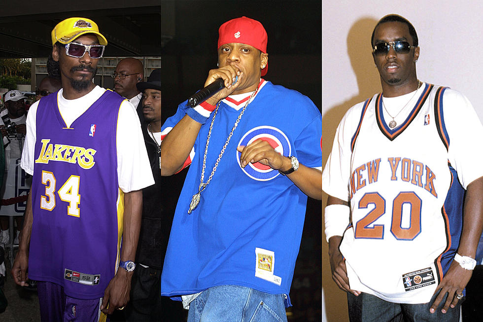 90s Jersey Outfit: Sporting Style from the Decade